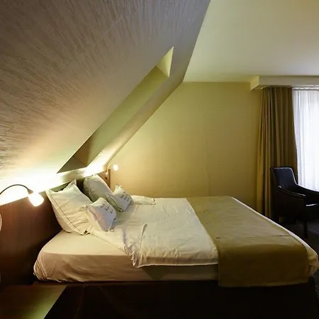 Hotel Europe 4*
